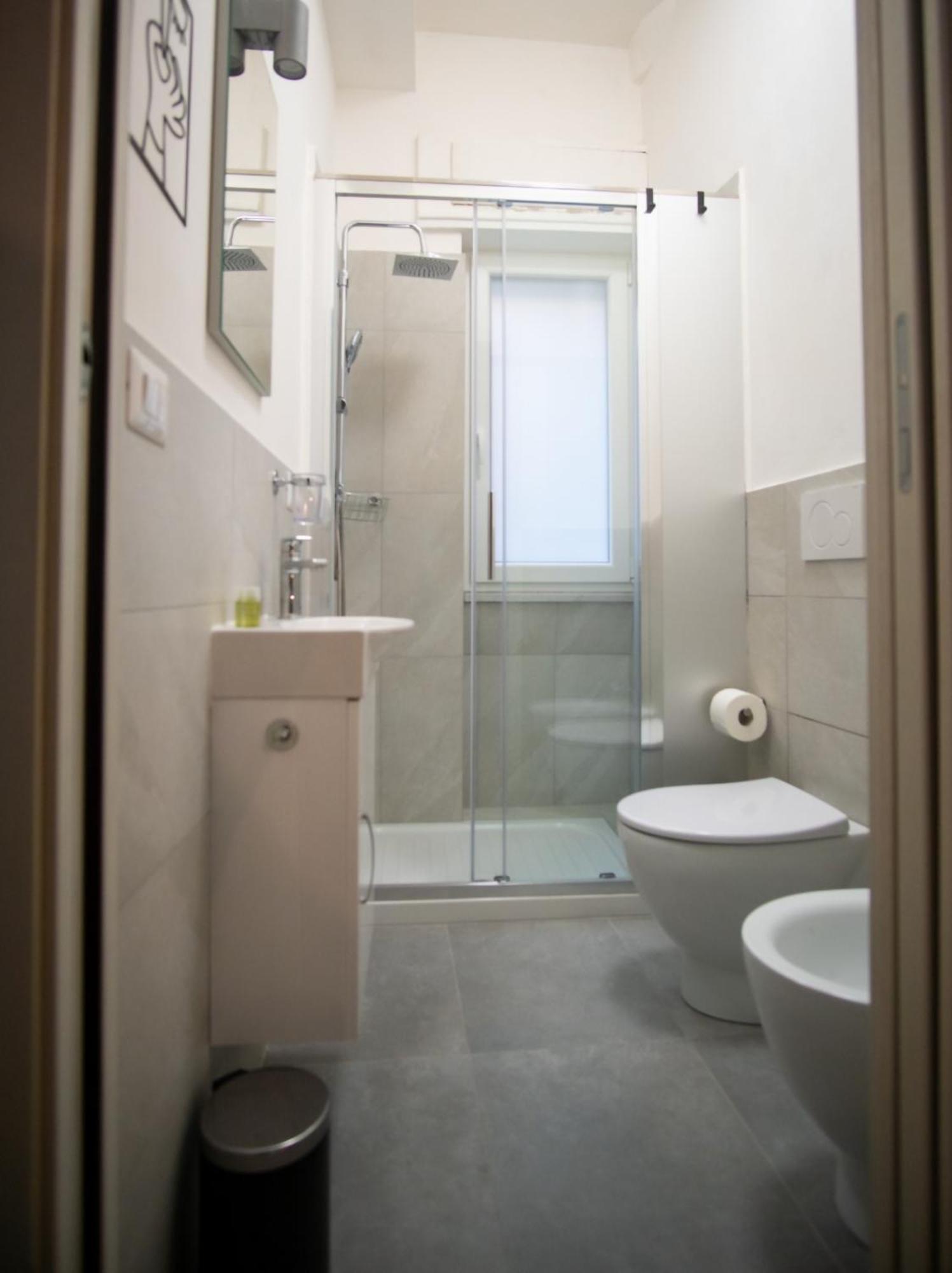 Apartment Vatican Comfortable 5 Bedroom Flat - 6 Min Metro A By Orpi Rent